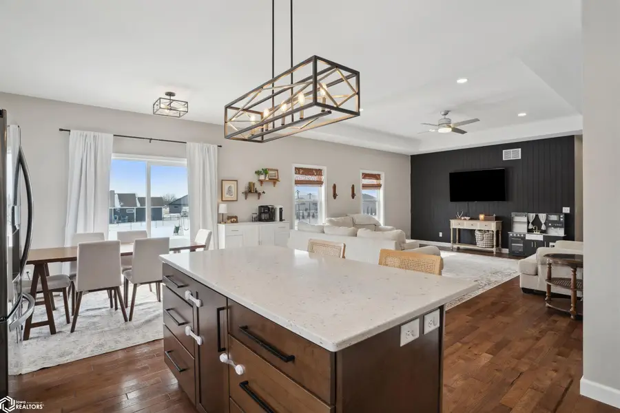 405 W Adams Street, New London, IA 52645 - Image #3