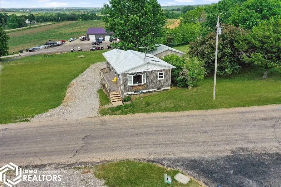 6043 N Lakeshore Drive, Brooklyn, IA 52211 - Image #3