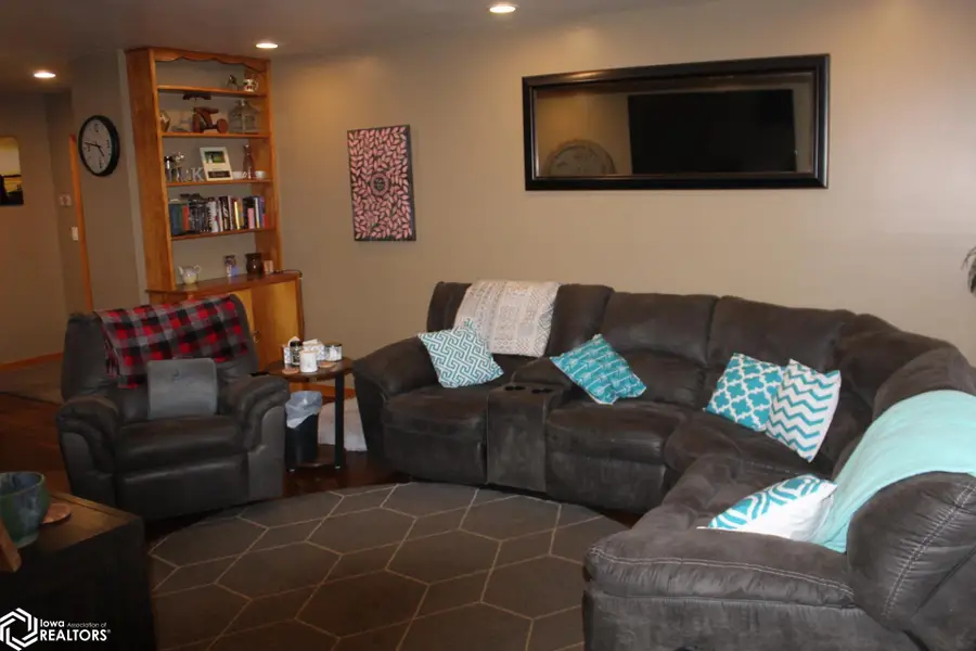 760 W 7th Street, Garner, IA 50438 - Image #3