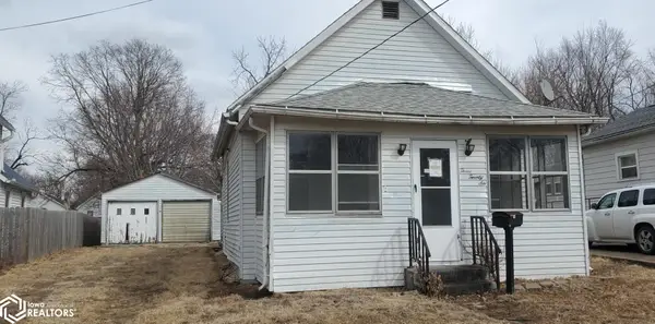 326 23rd Place, Clinton, IA 52732