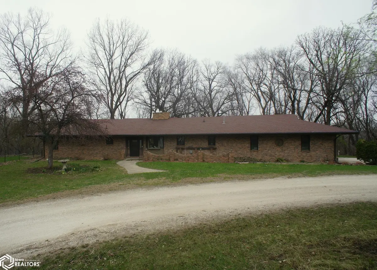 2480 Inkpaduta Avenue, Webster City, IA 50595 - Image #1