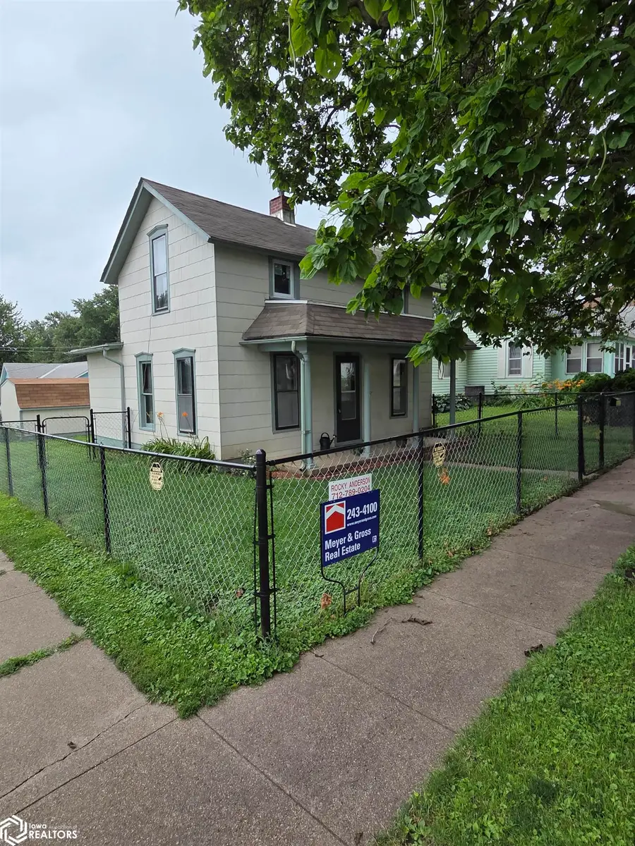 300 Linn Street, Atlantic, IA 50022 - #2