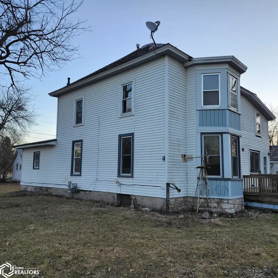 301 Se B Ave, Gilmore City, IA 50541 - Image #2