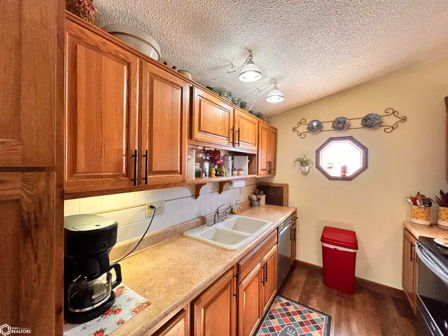 803 Pamela Street, Moravia, IA 52571 - Image #3