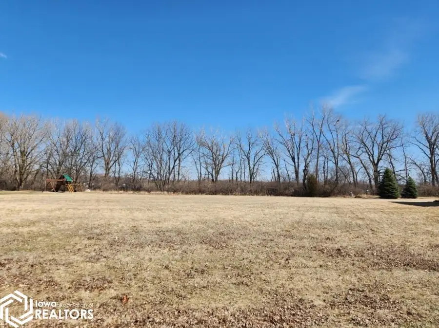 155 Timber Creek Drive, Mason City, IA 50401 - #3