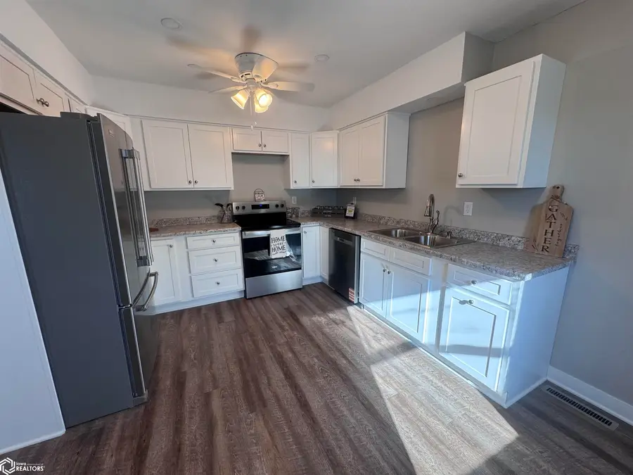 501 E Fair Street, Centerville, IA 52544 - Image #3