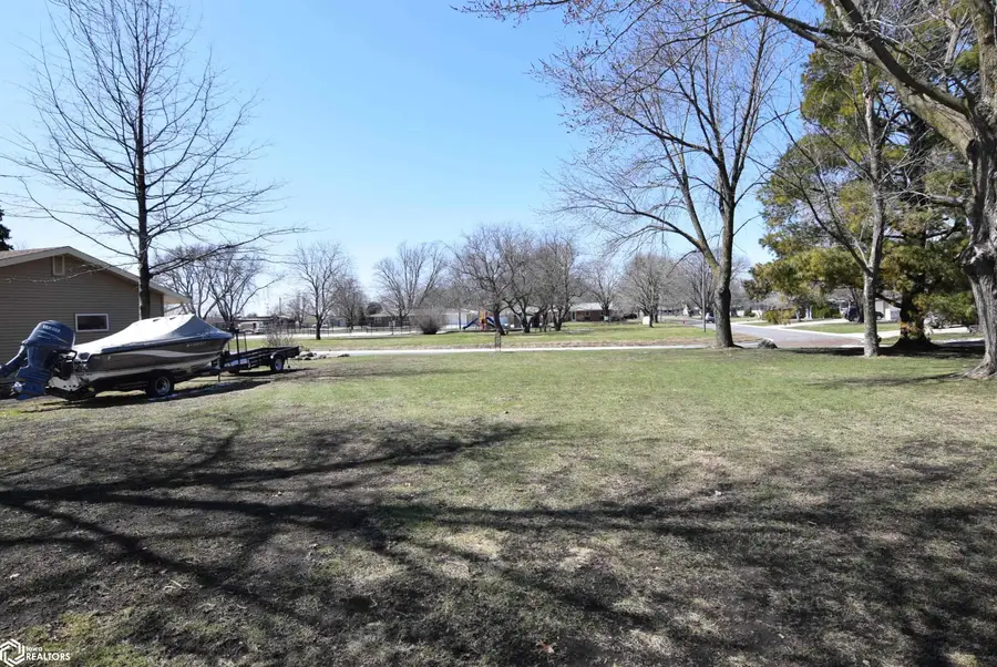 10 Parkview Drive, Eagle Grove, IA 50533 - #3