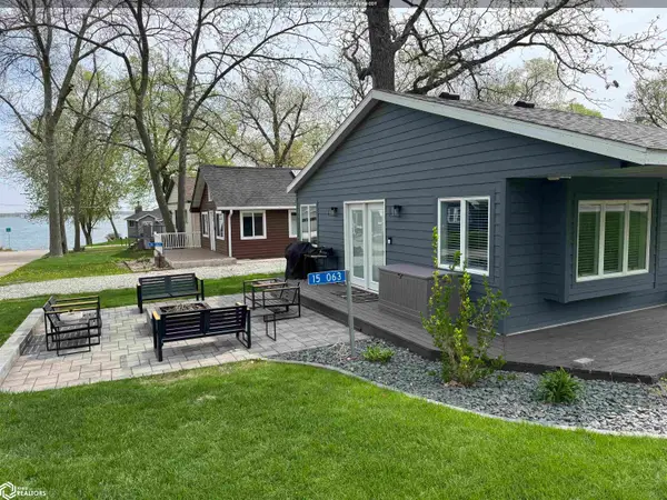 15063 Hill Street, Clear Lake, IA 50428