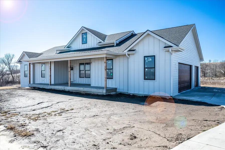 610 Harvest Hills Drive, Woodbine, IA 51579 - Image #2