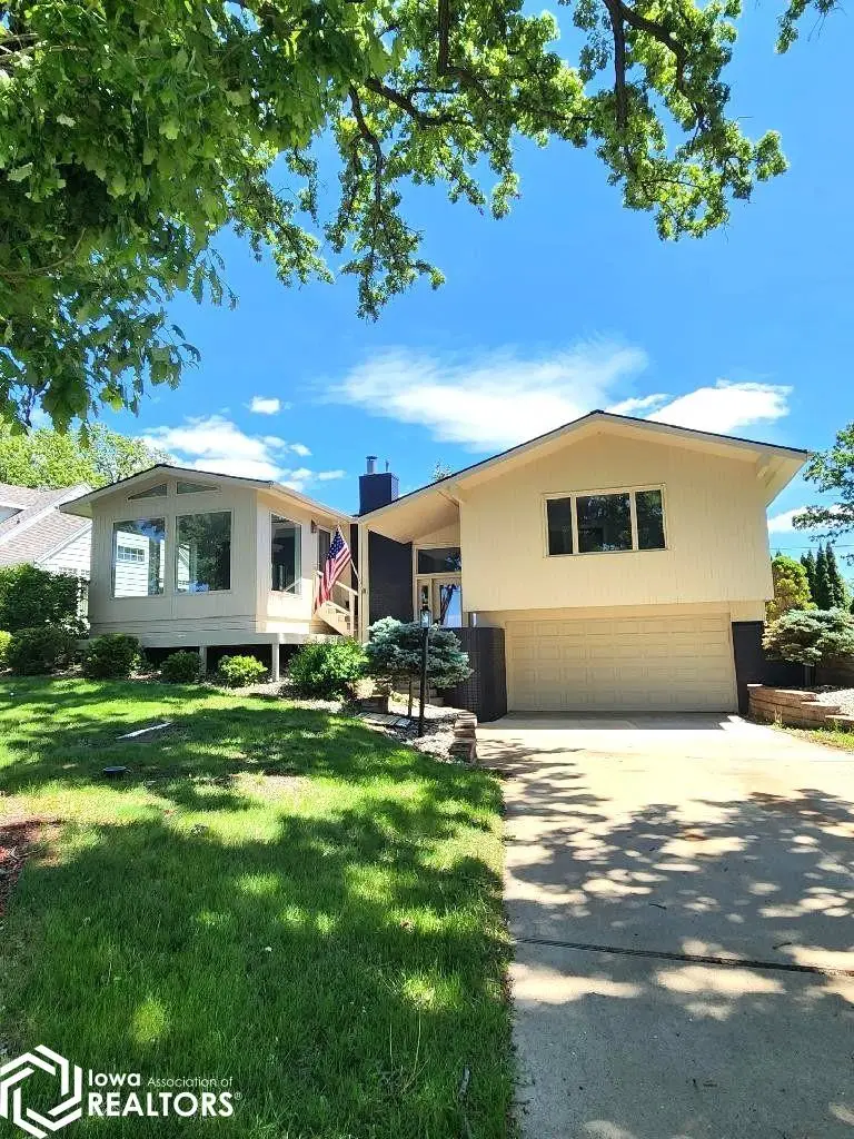 108 Lake Shore Drive, Emmetsburg, IA 50536 - Image #3