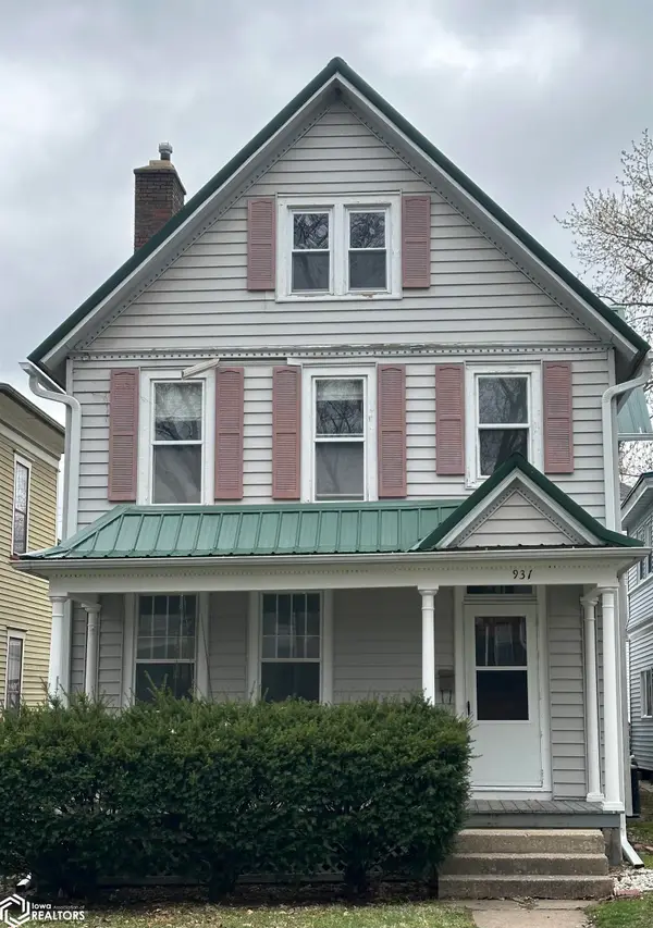 931 N 4th Street, Burlington, IA 52601