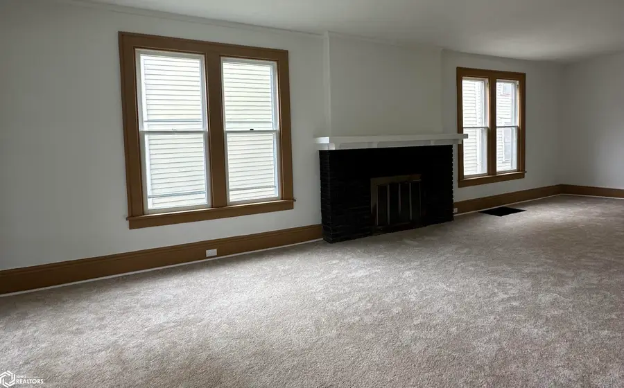 931 N 4th Street, Burlington, IA 52601 - Image #3