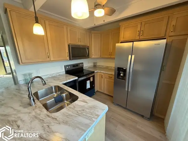 2700 N Shore Drive #L34, Clear Lake, IA 50428