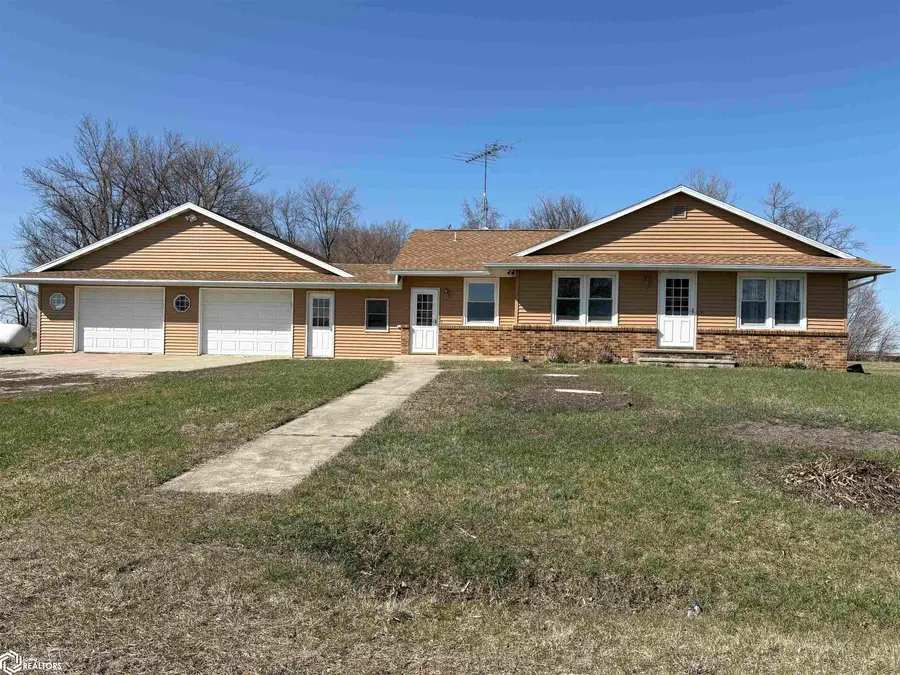1045 Buchanan Avenue, Corwith, IA 50430 - Image #2