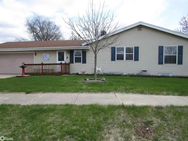 2416 Ellis Avenue, Iowa Falls, IA 50126
