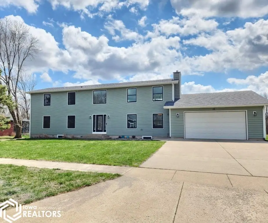 35 N Yorktown Pike, Mason City, IA 50401 - Image #1
