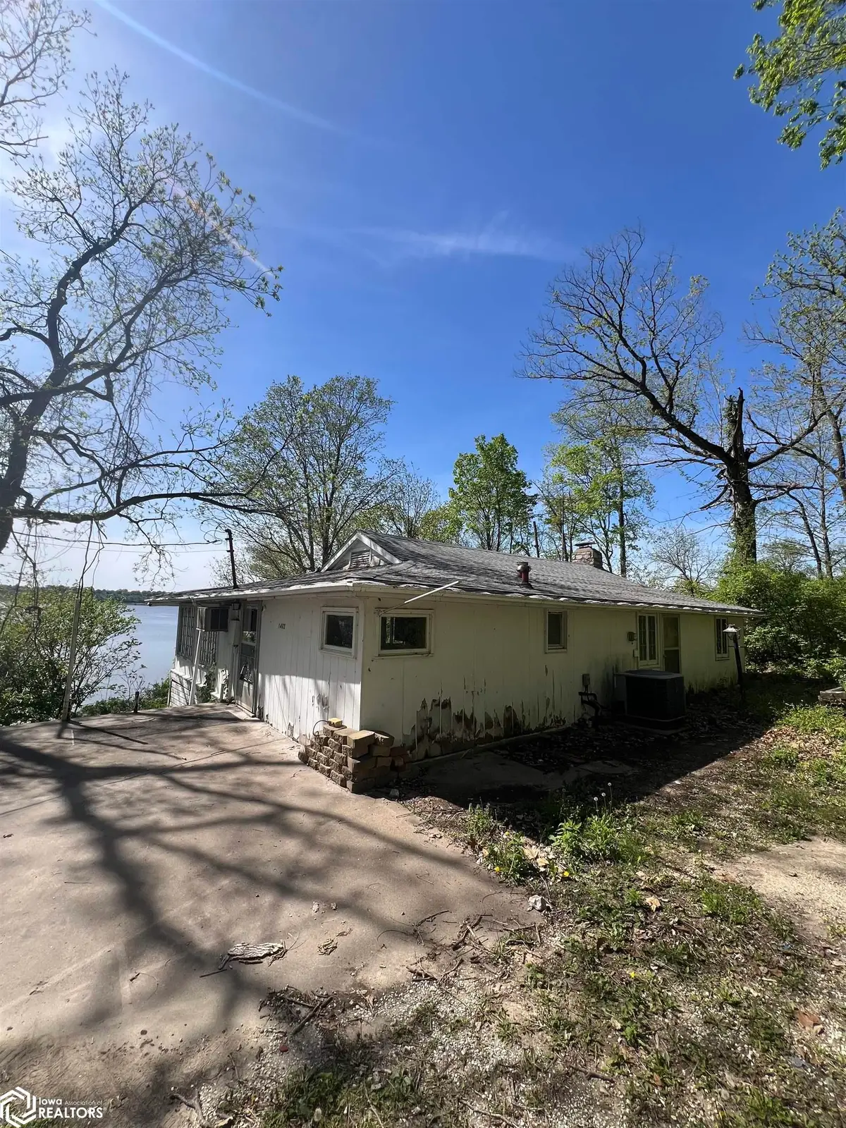 1465 N State Hwy 96, Hamilton, IL 62341 - Image #1