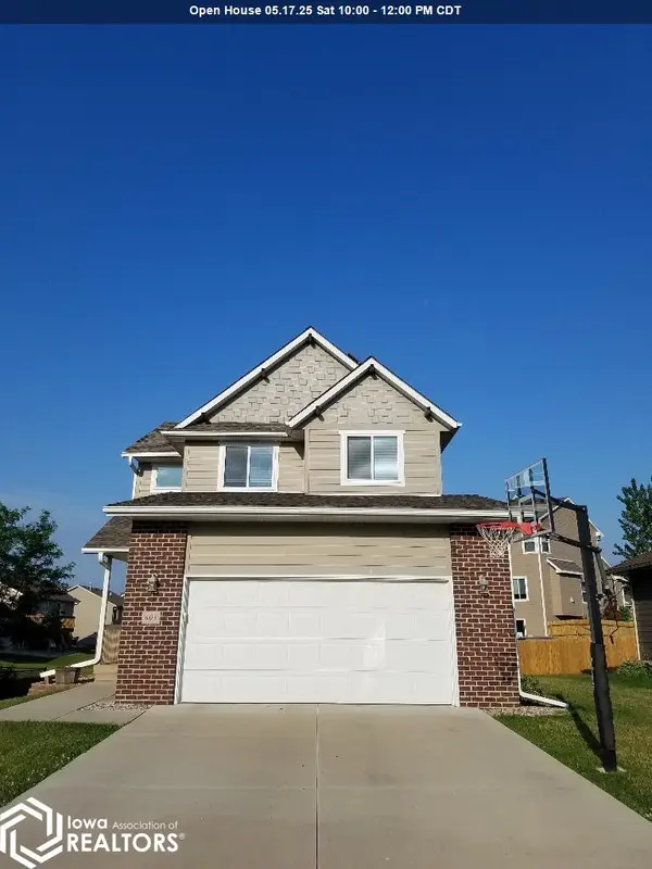 603 Pine Brooke Drive, Clear Lake, IA 50428