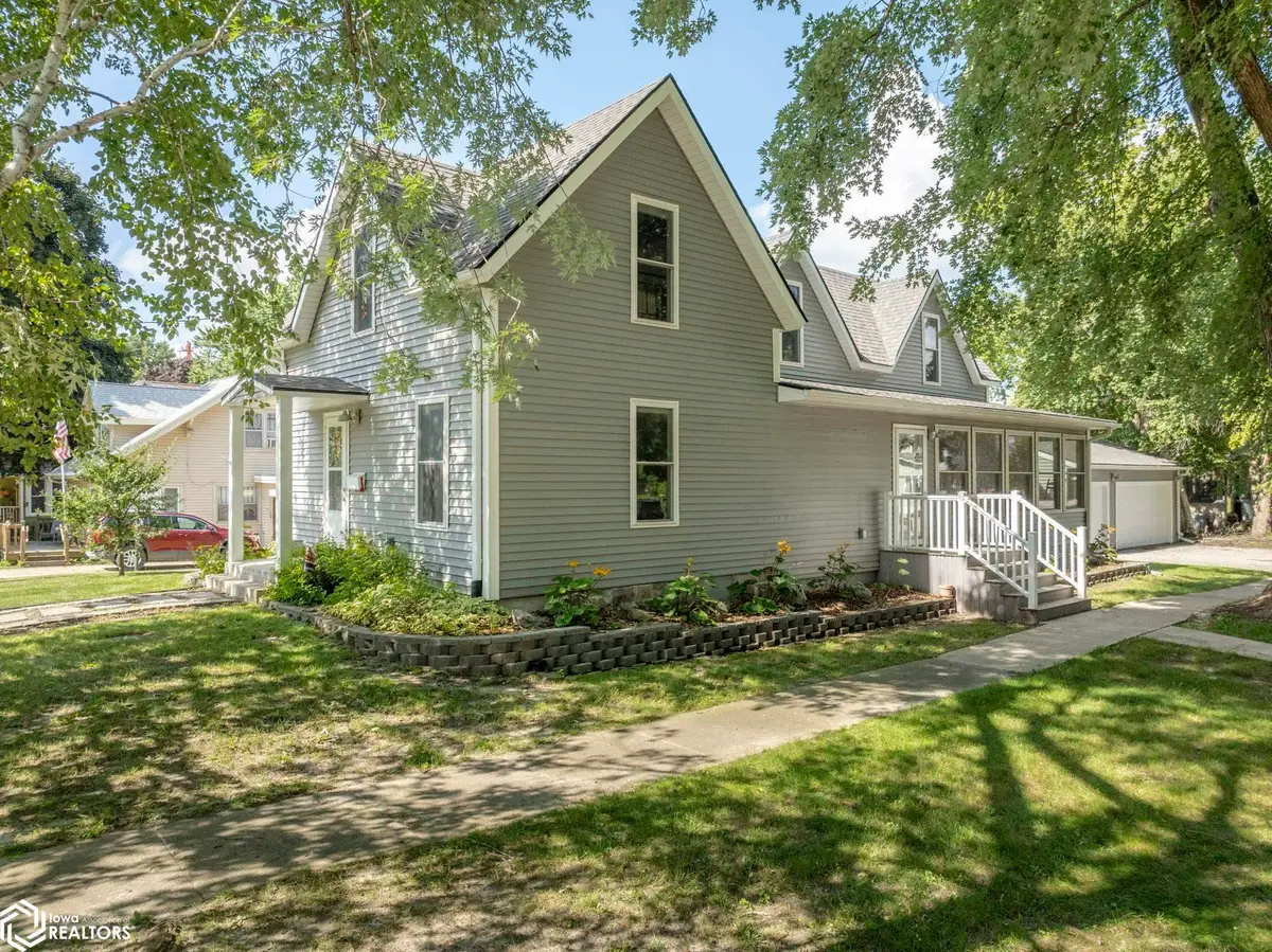 400 N 5th Street, Clear Lake, IA 50428 - Image #1