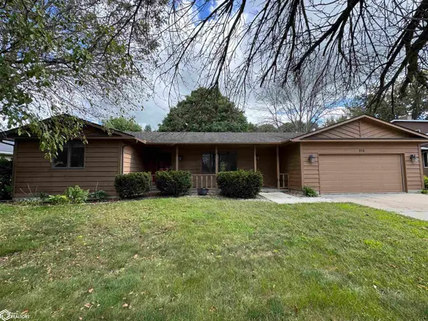 215 Woodbine Road, Mason City, IA 50428