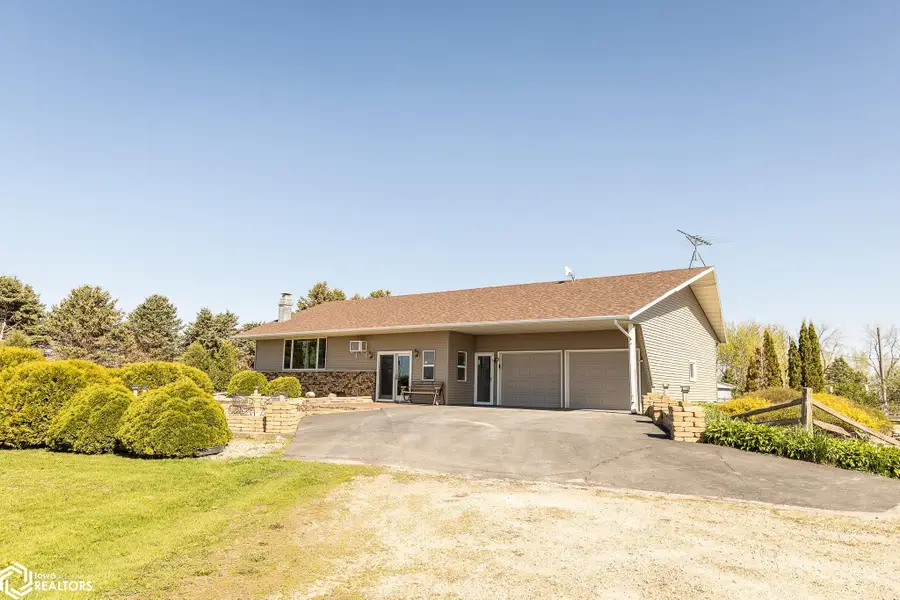 3307 140th Street, Belmond, IA 50421 - Image #2