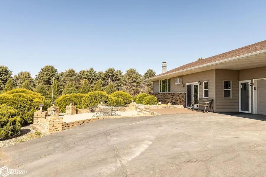 3307 140th Street, Belmond, IA 50421 - Image #3