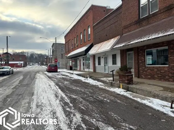 275 Oak Street, Dallas City, IL 62330