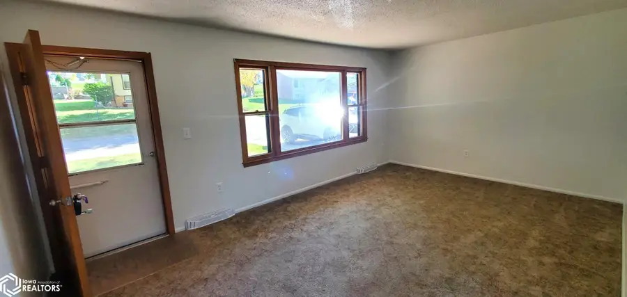 615 Sunset Drive, Denison, IA 51442 - Image #2