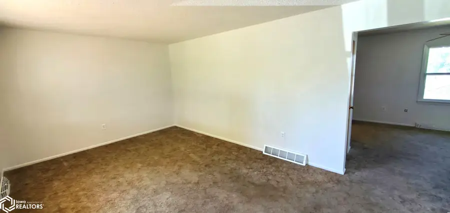 615 Sunset Drive, Denison, IA 51442 - Image #3