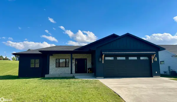 905 Pleasant Drive, Manning, IA 51455