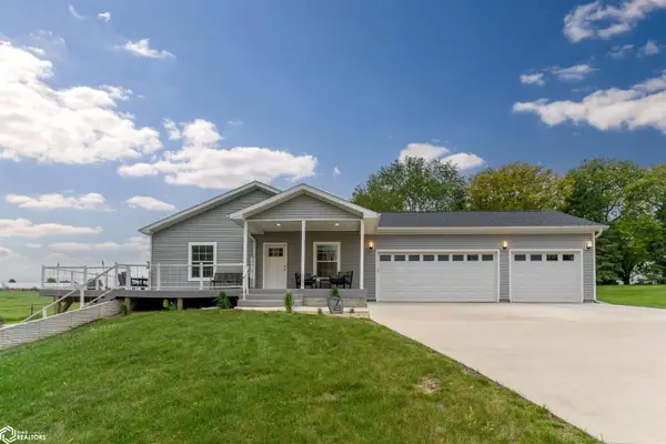 2006 10th Street, Eldora, IA 50627