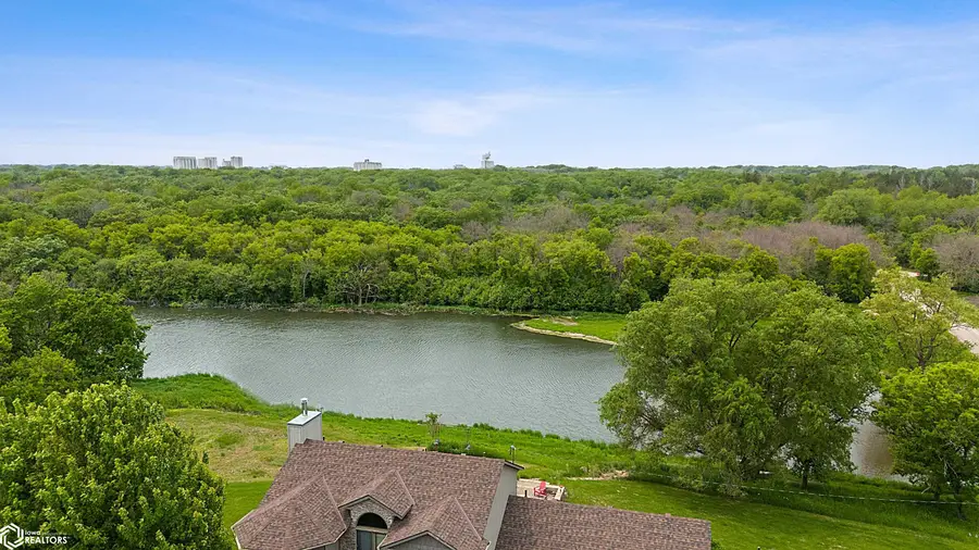 16763 290th St, Mason City, IA 50401 - #3