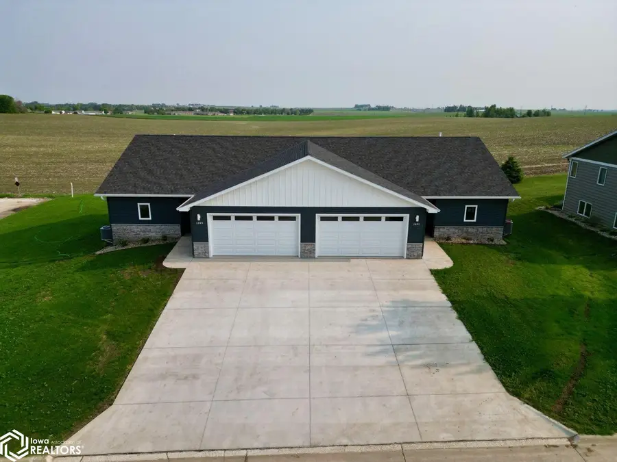 1399 E 11th St., Carroll, IA 51401 - Image #2