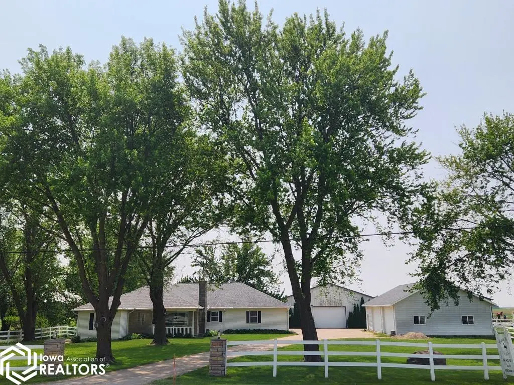 3511 19th Street Sw, Mason City, IA 50401 - #1