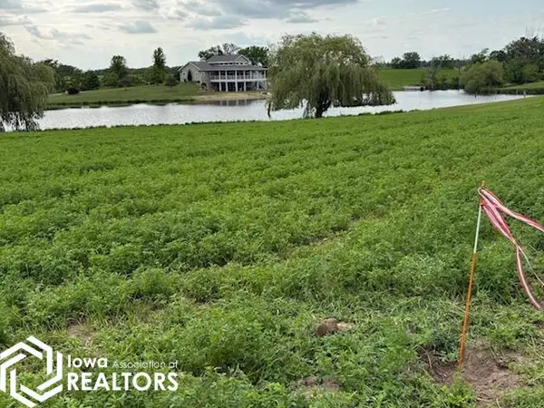 1959 Gear Avenue, Fairfield, IA 52556