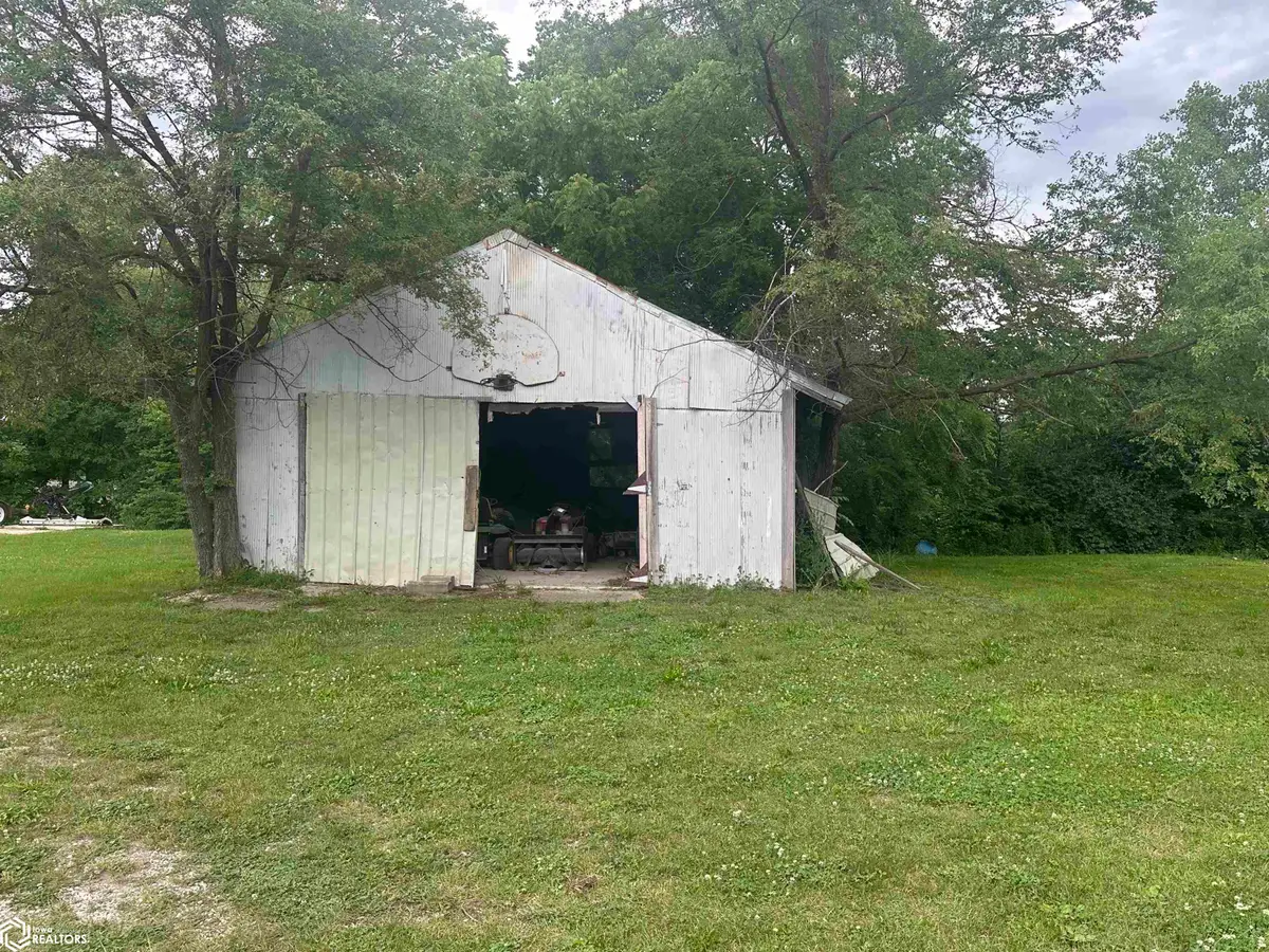 000 E High Street, Davis City, IA 50065 - Image #1