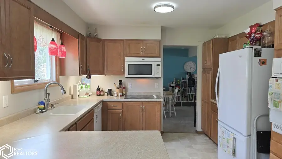 320 W 8th Street, Garner, IA 50438 - Image #2