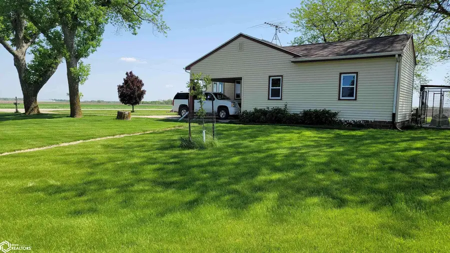 1045 Rake Avenue, Belmond, IA 50421 - Image #2