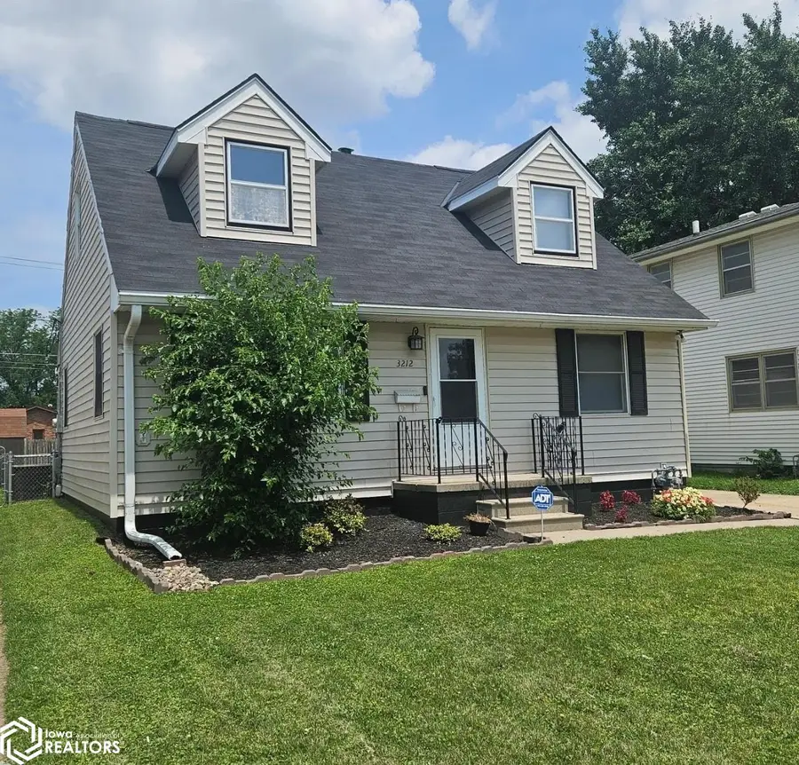 3212 3rd Avenue, Council Bluffs, IA 51501 - Image #2
