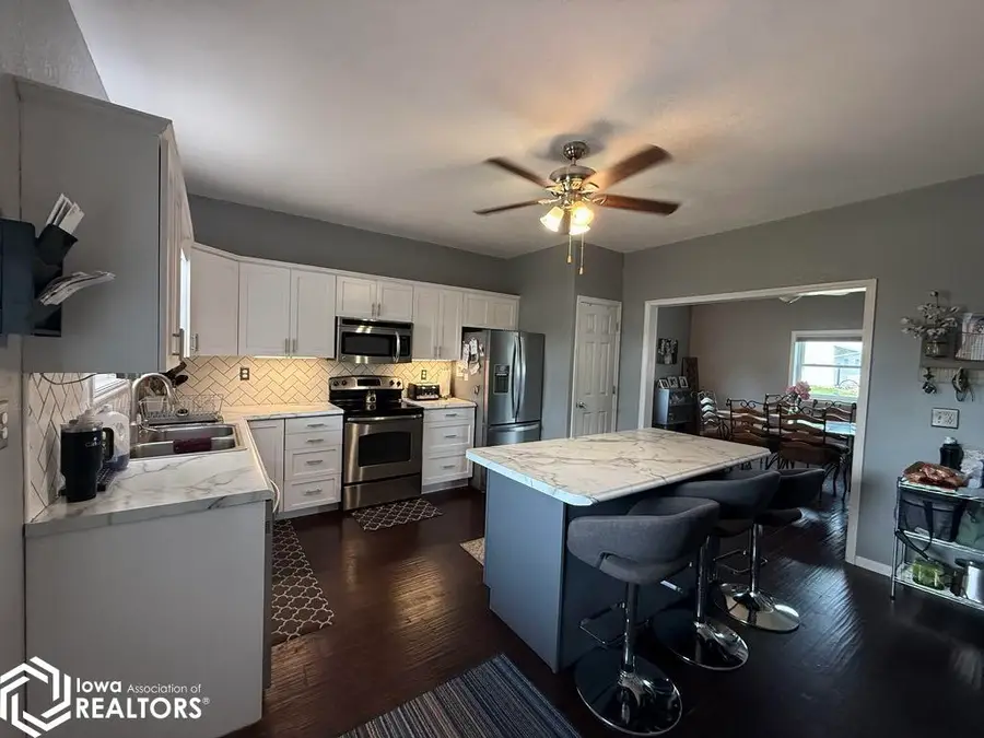 1112 S 16th Street, Centerville, IA 52544 - Image #2