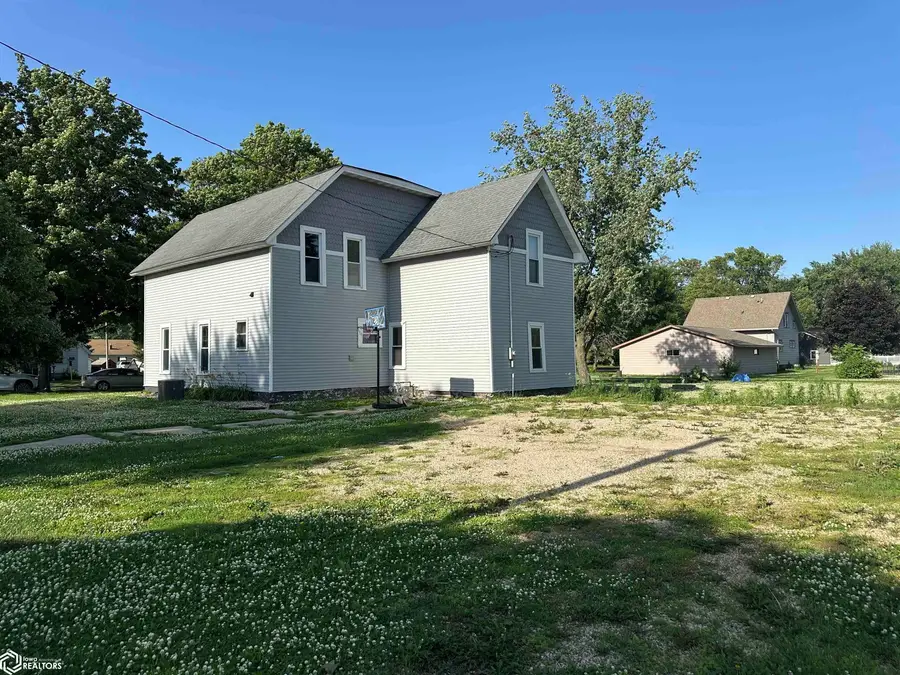 1301 S 1st Ave, Northwood, IA 50459 - Image #2