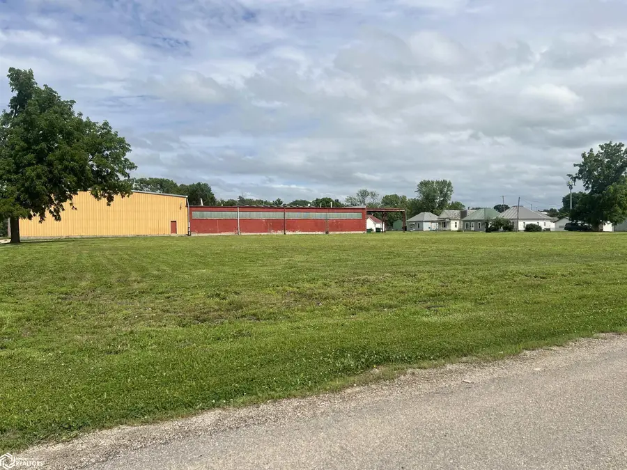 610 W Stone Avenue, Fairfield, IA 52556 - Image #3