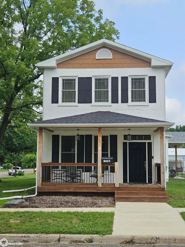 205 Clay St., Warsaw, IL 62379