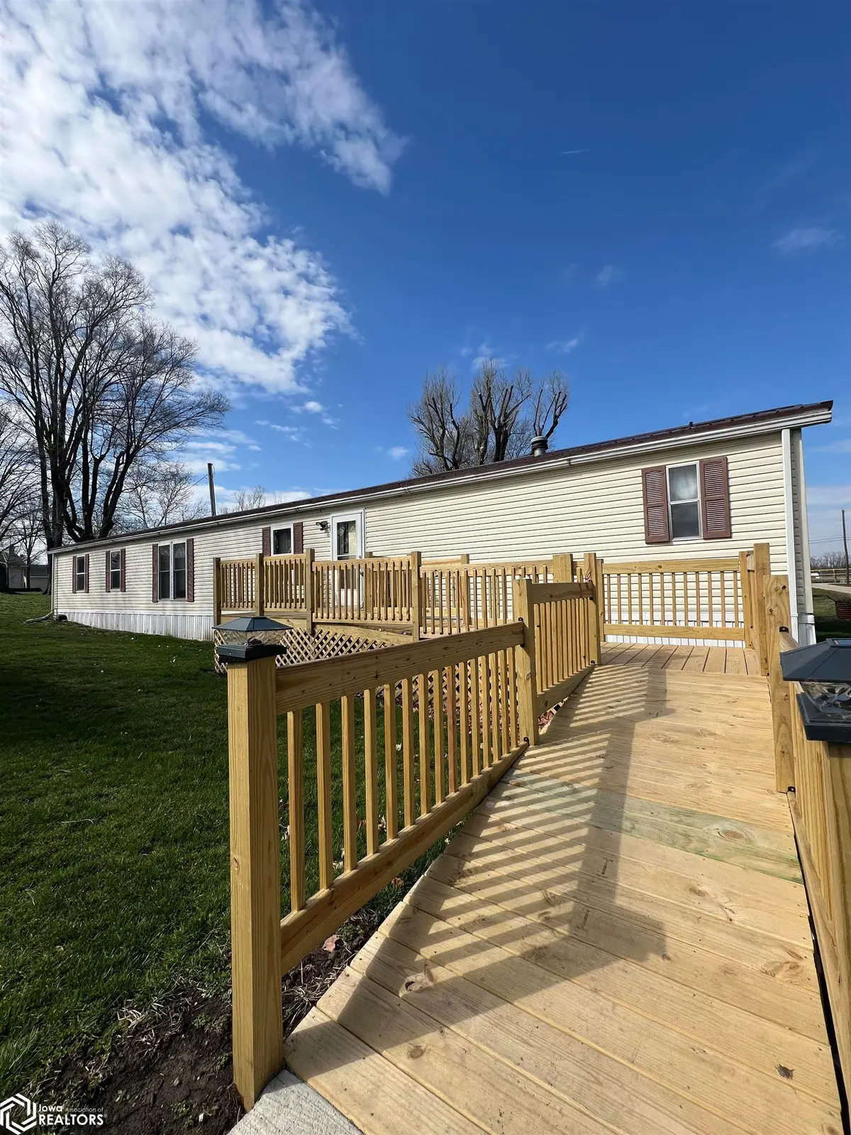 110 Oak St, Gladstone, IL 61437 - Image #1