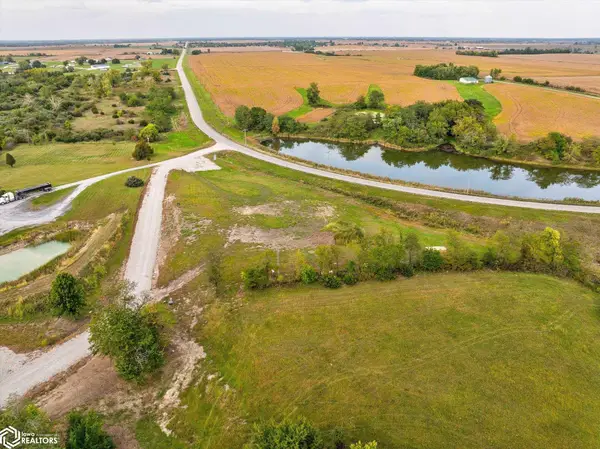 158 Lake Drive, Melrose, IA 52569