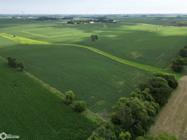 Garden Avenue, Waverly, IA 50677