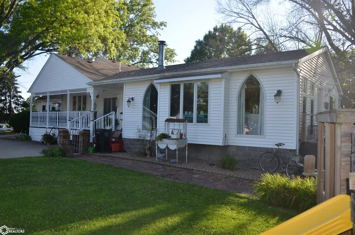 463 E Rochester St, Ottumwa, IA 52501 - Image #1