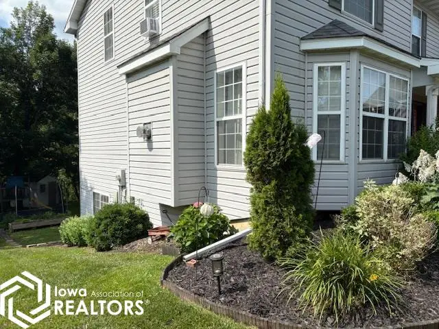 1521 Lone Oak Circle, Fairfield, IA 52556 - Image #3