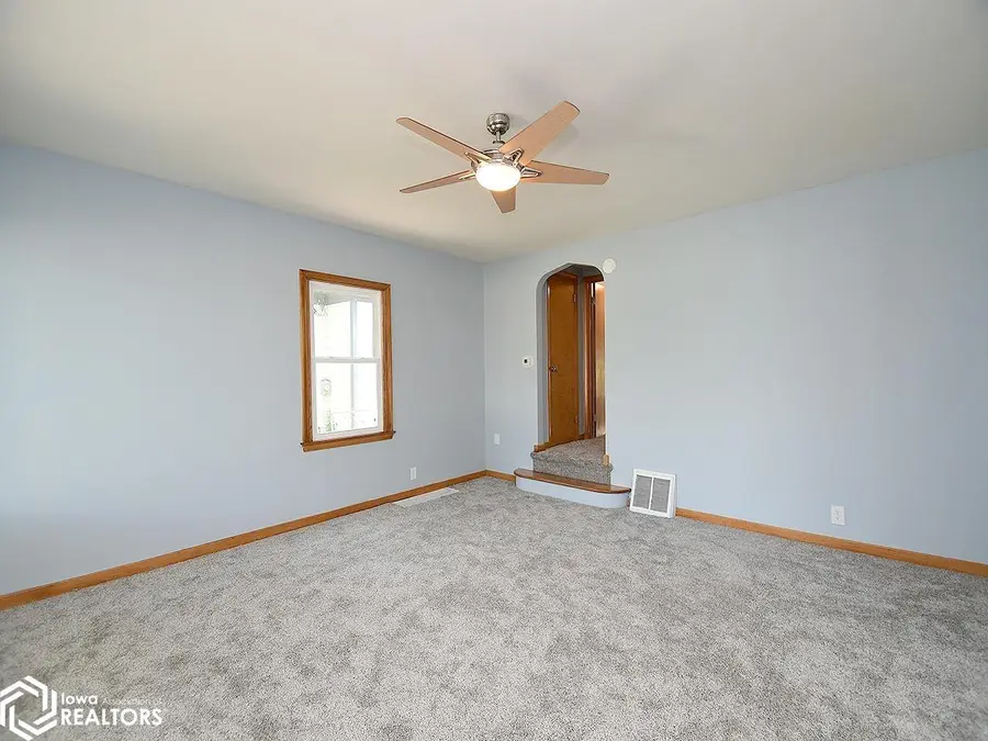 315 S Gates Street, Oakland, IA 51560 - Image #3