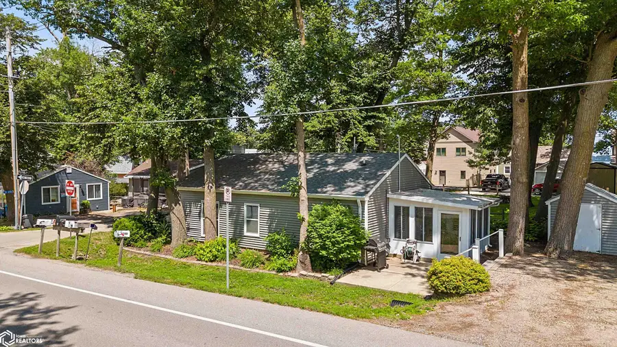 15257 Pascal Street, Clear Lake, IA 50428 - Image #3